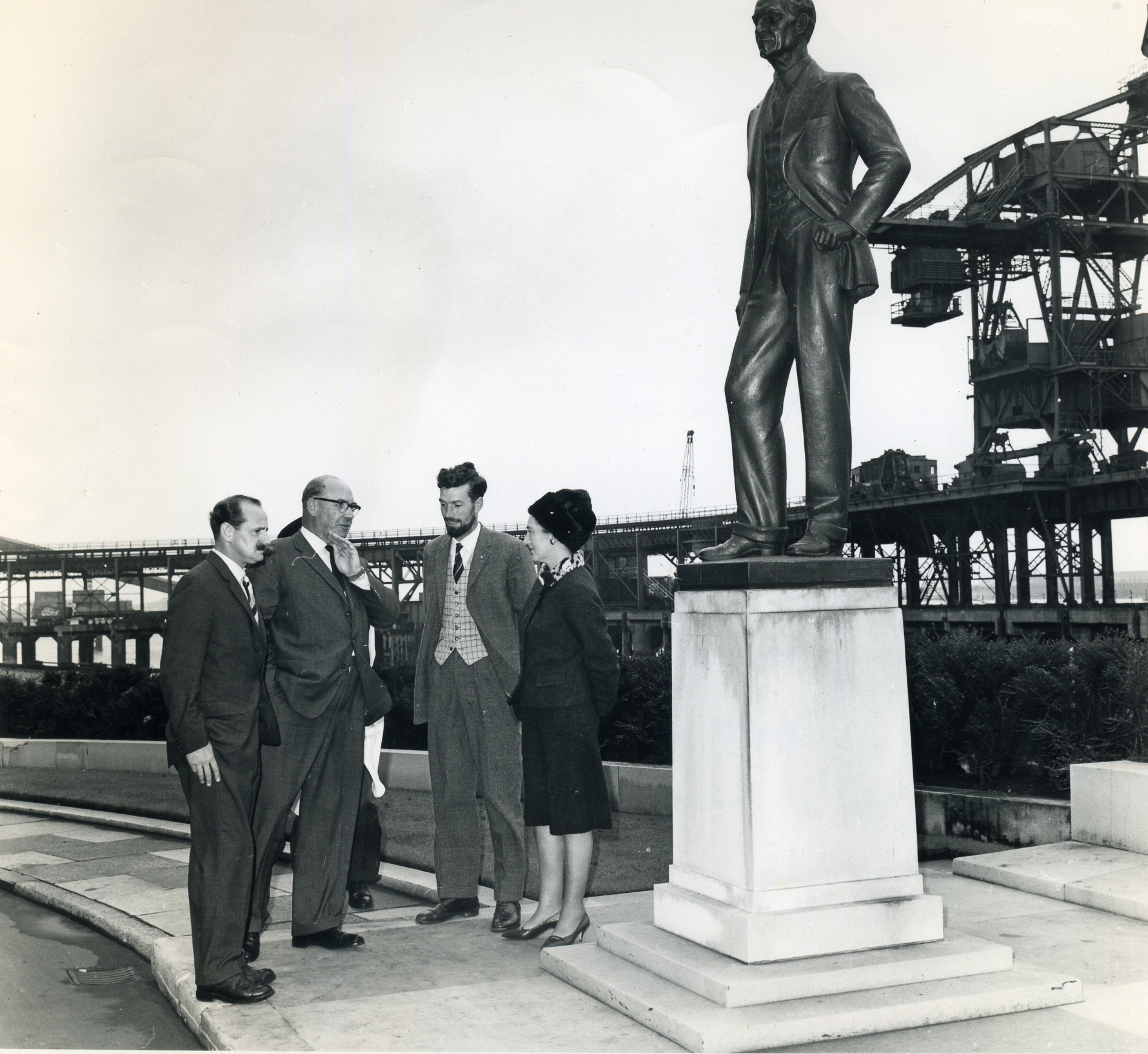 Statue